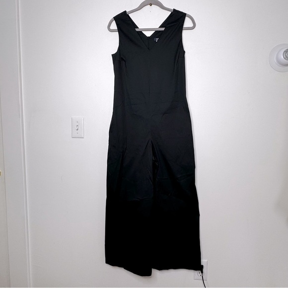 MaxMara V-neck sleeveless wide leg Jumpsuit - Picture 3 of 9